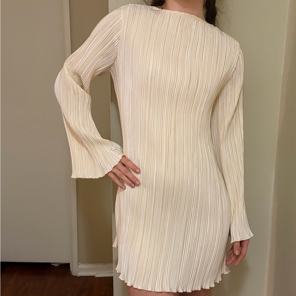Zara Cream Pleated Long-Sleeve Mini Dress